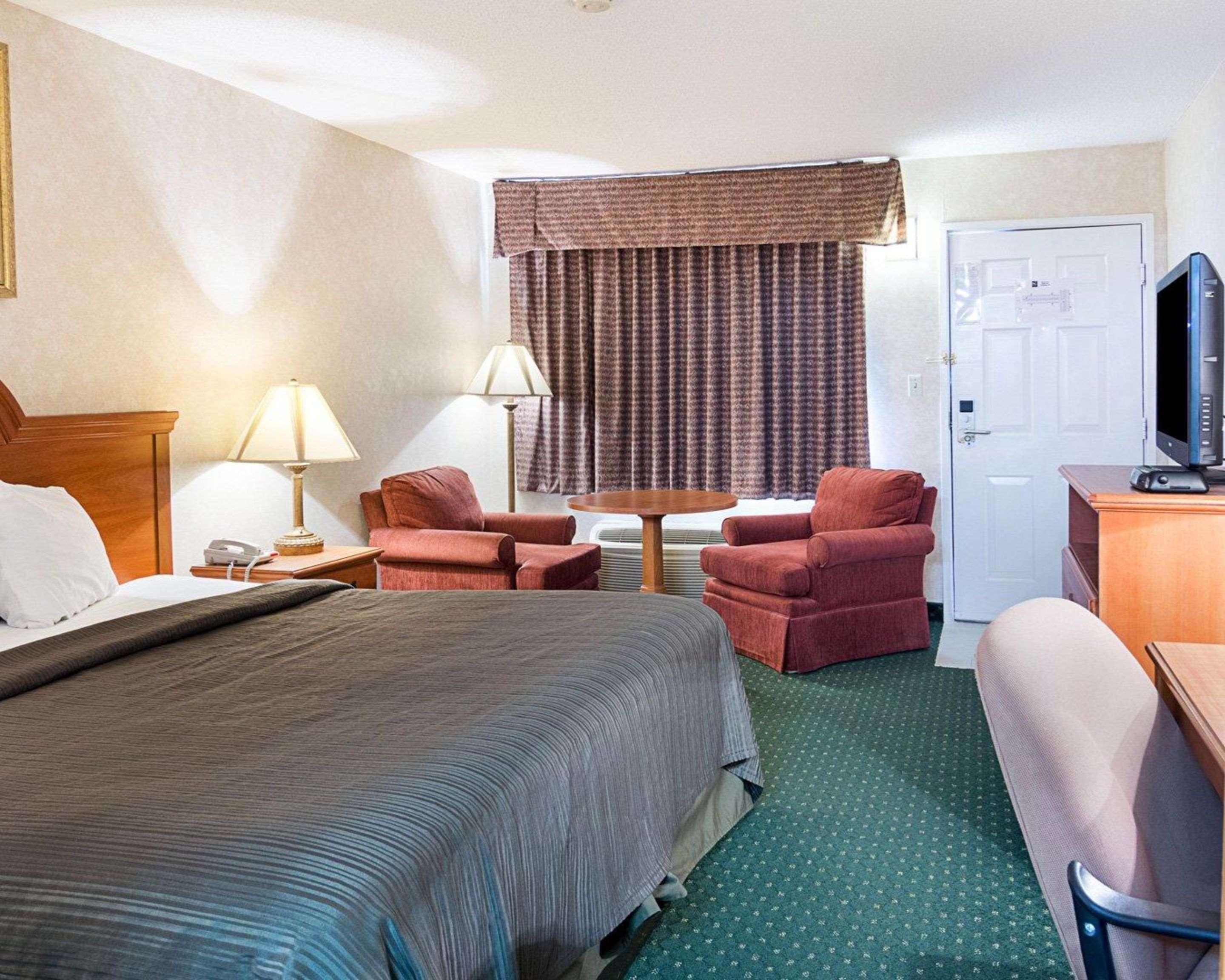Quality Inn Petersburg Near Fort Gregg-Adams Ngoại thất bức ảnh